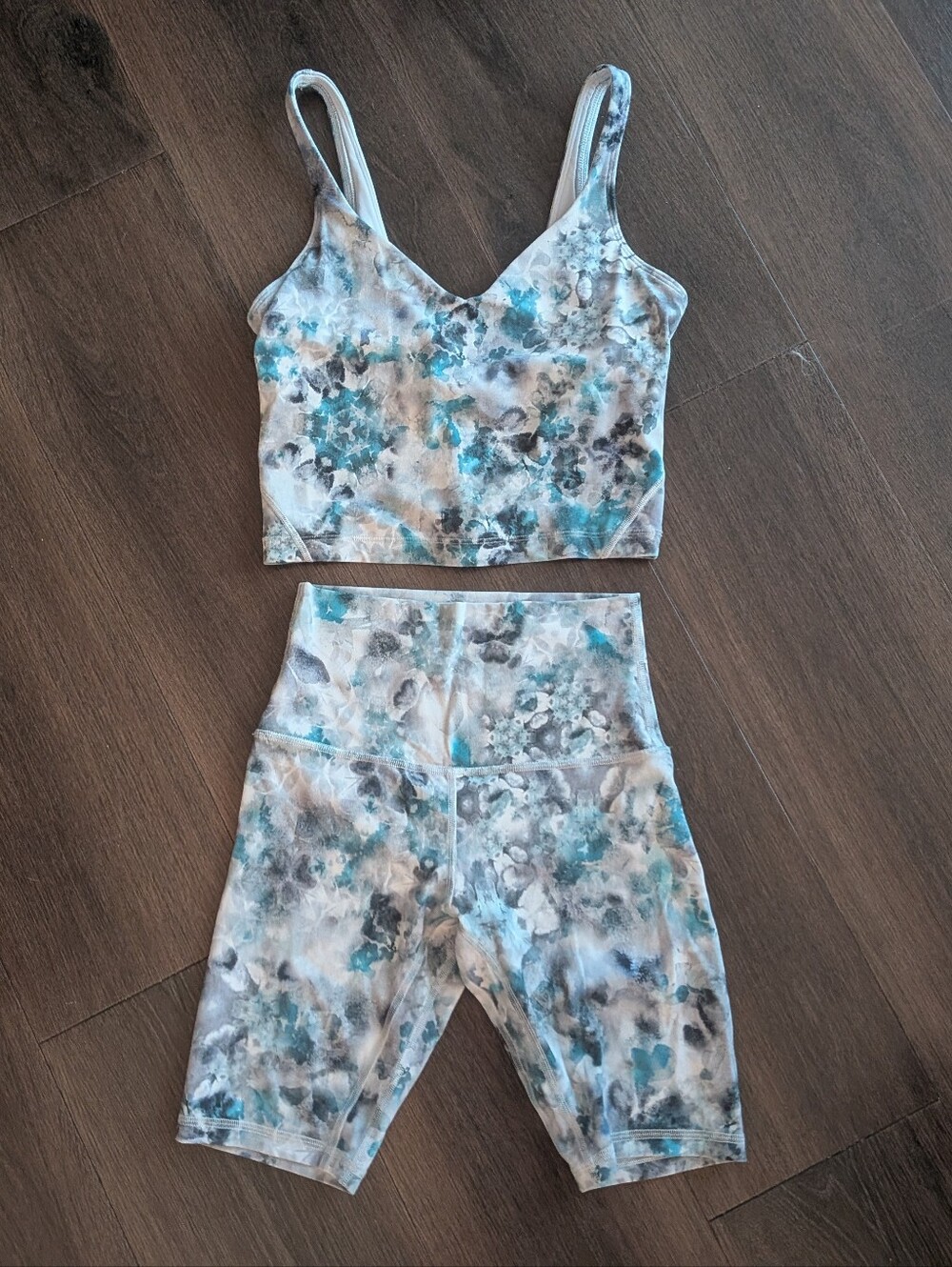 Lululemon Align blue yoga tank short set